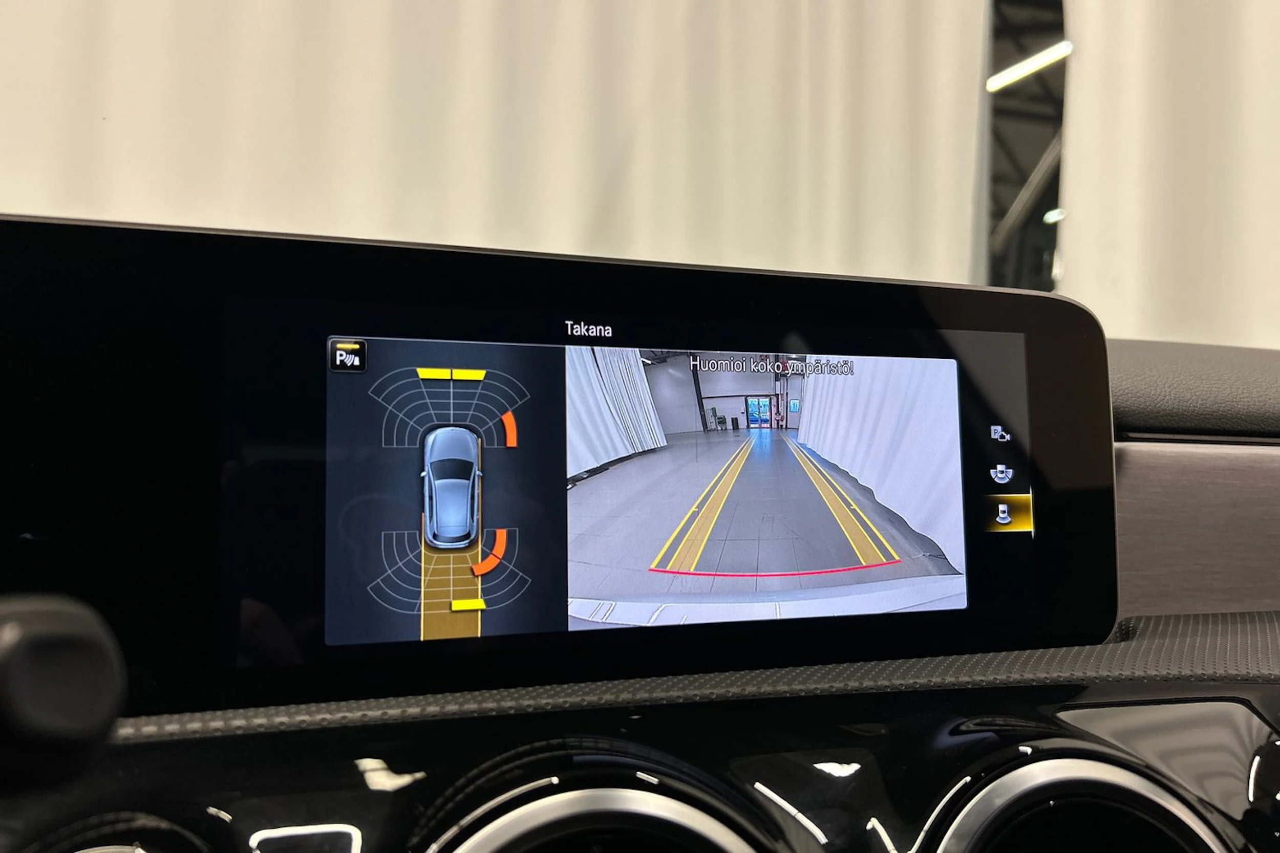 harmaa Mercedes-Benz A 2020 kuva 21.