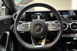 harmaa Mercedes-Benz A 2020 kuva 16.