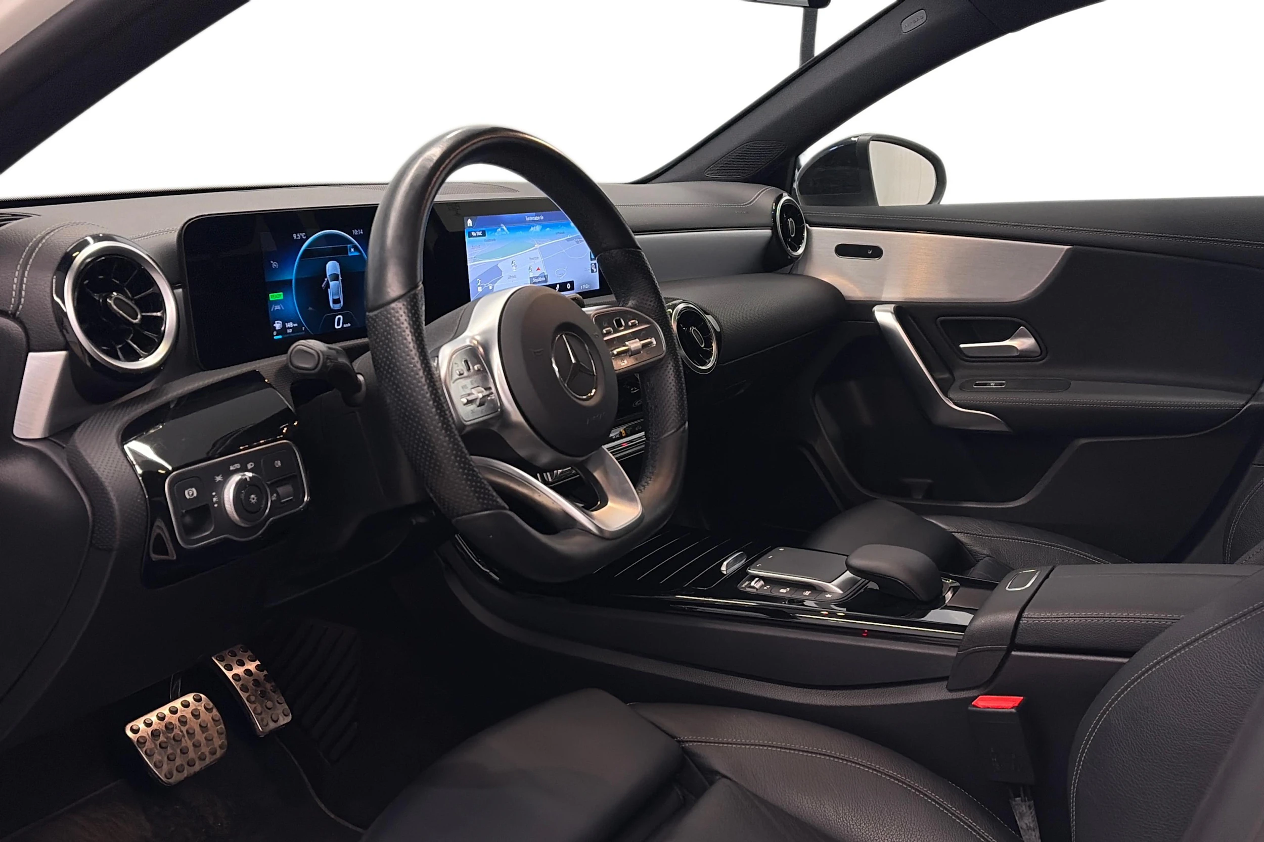 valkoinen Mercedes-Benz A 2020 kuva 6.