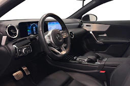 valkoinen Mercedes-Benz A 2020 kuva 6.