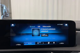 valkoinen Mercedes-Benz A 2020 kuva 18.