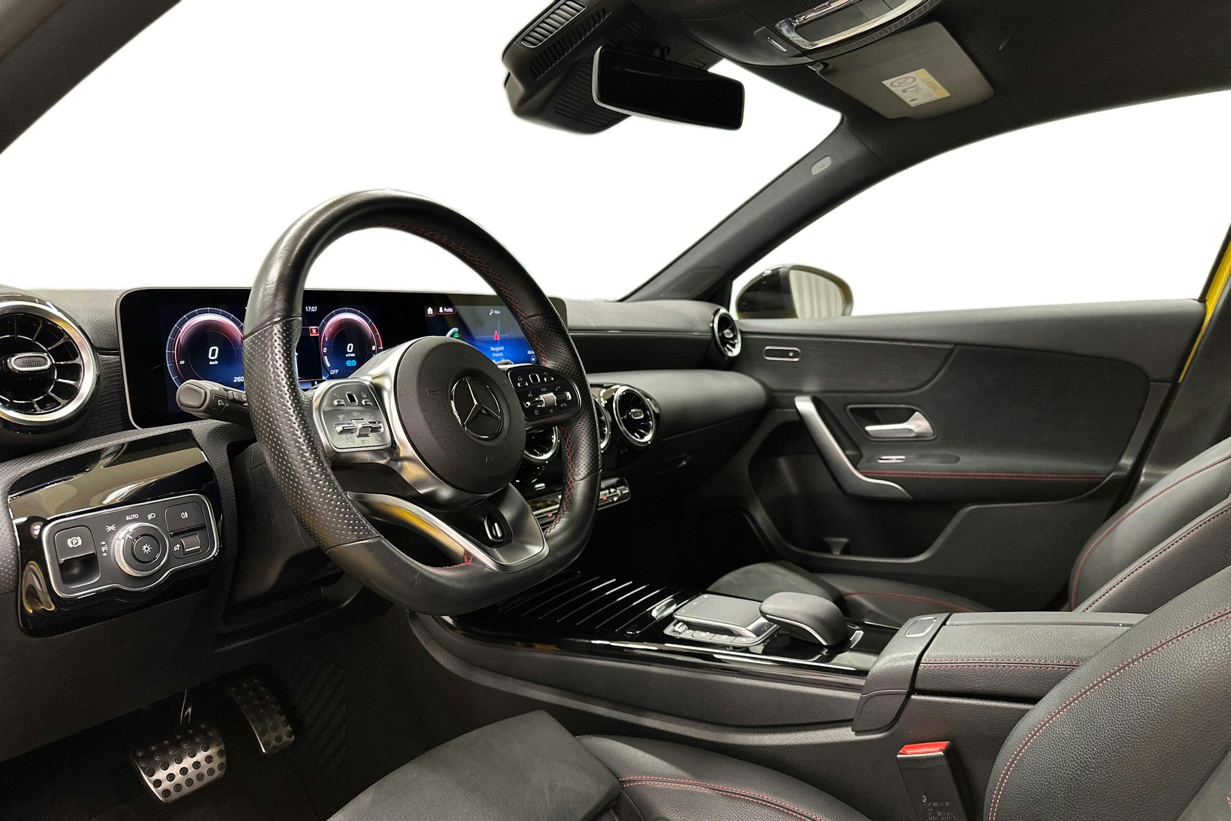 keltainen Mercedes-Benz A 2020 kuva 7.