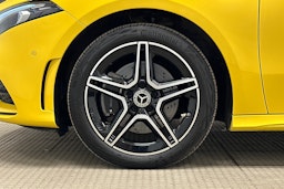 keltainen Mercedes-Benz A 2020 kuva 11.