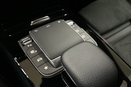 keltainen Mercedes-Benz A 2020 kuva 29.