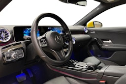 keltainen Mercedes-Benz A 2020 kuva 7.