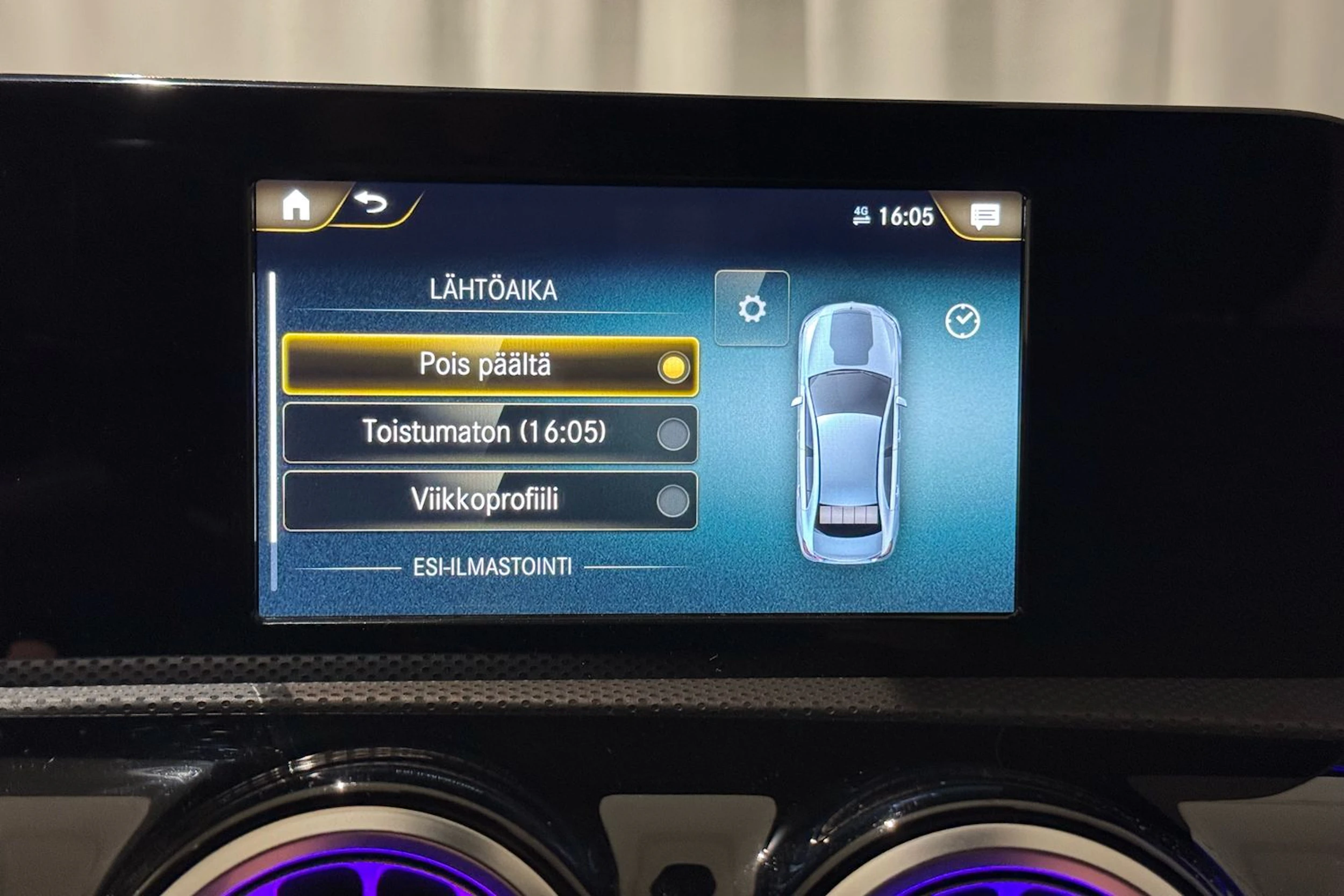 musta Mercedes-Benz A 2020 kuva 25.