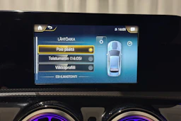 musta Mercedes-Benz A 2020 kuva 25.