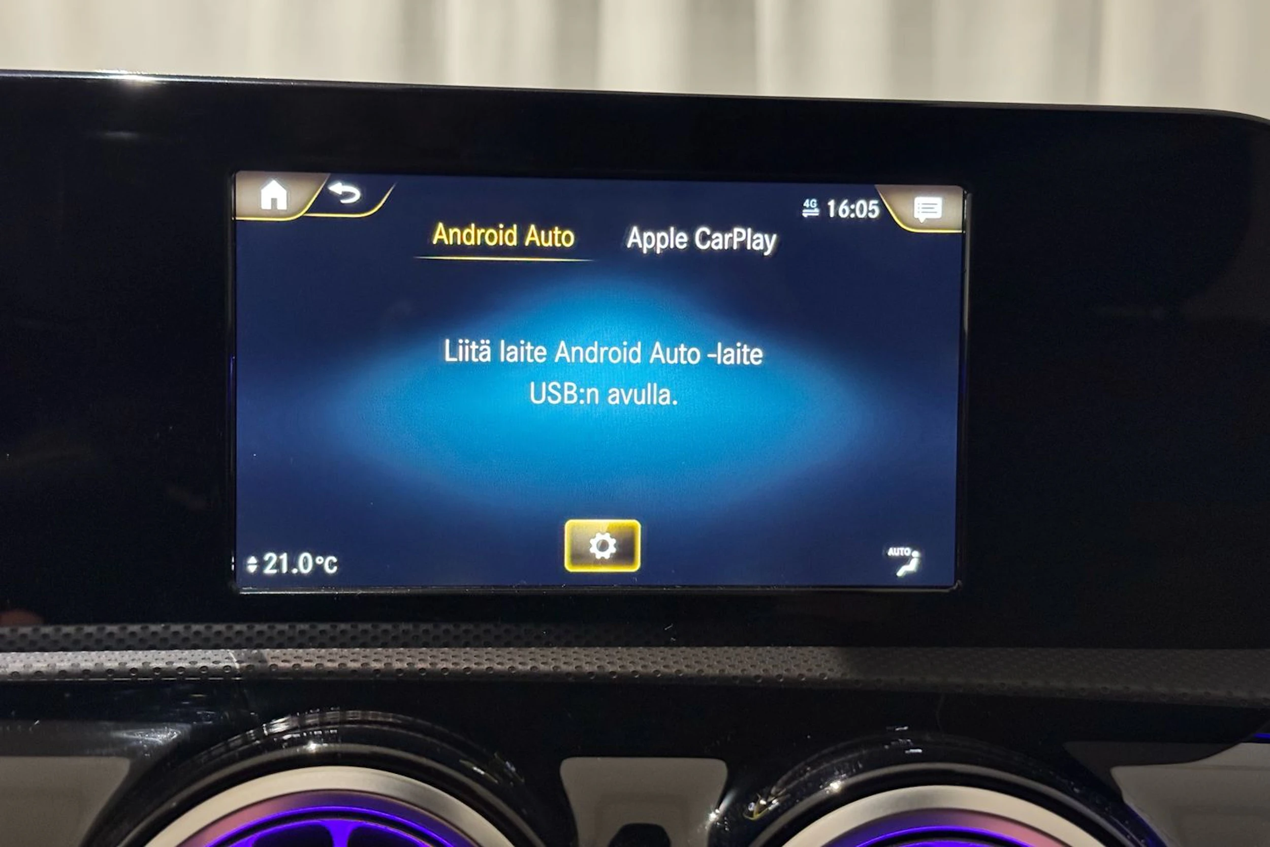musta Mercedes-Benz A 2020 kuva 26.