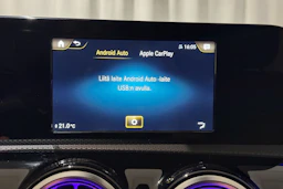 musta Mercedes-Benz A 2020 kuva 26.