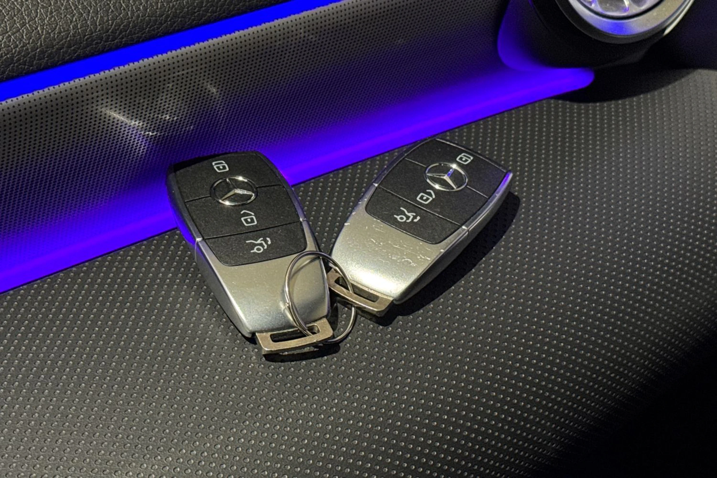 musta Mercedes-Benz A 2020 kuva 32.