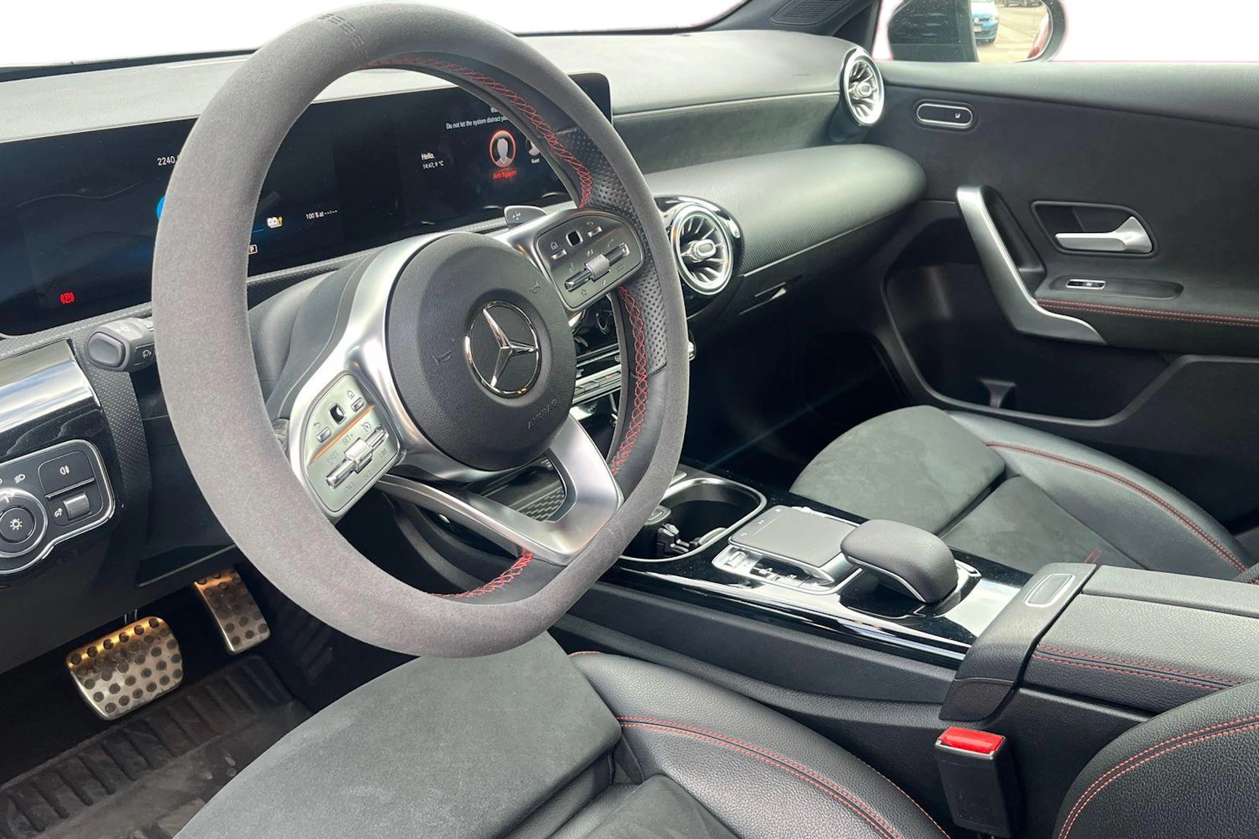 musta Mercedes-Benz A 2020 kuva 3.