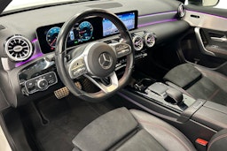 valkoinen Mercedes-Benz A 2020 kuva 6.