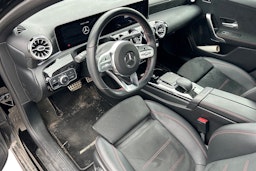 musta Mercedes-Benz A 2020 kuva 3.