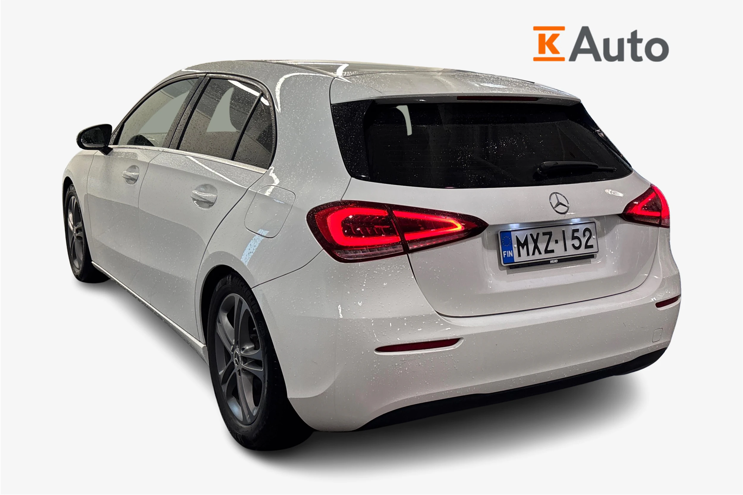 valkoinen Mercedes-Benz A 2020 kuva 2.