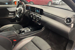 met. sininen Mercedes-Benz A 2020 kuva 21.