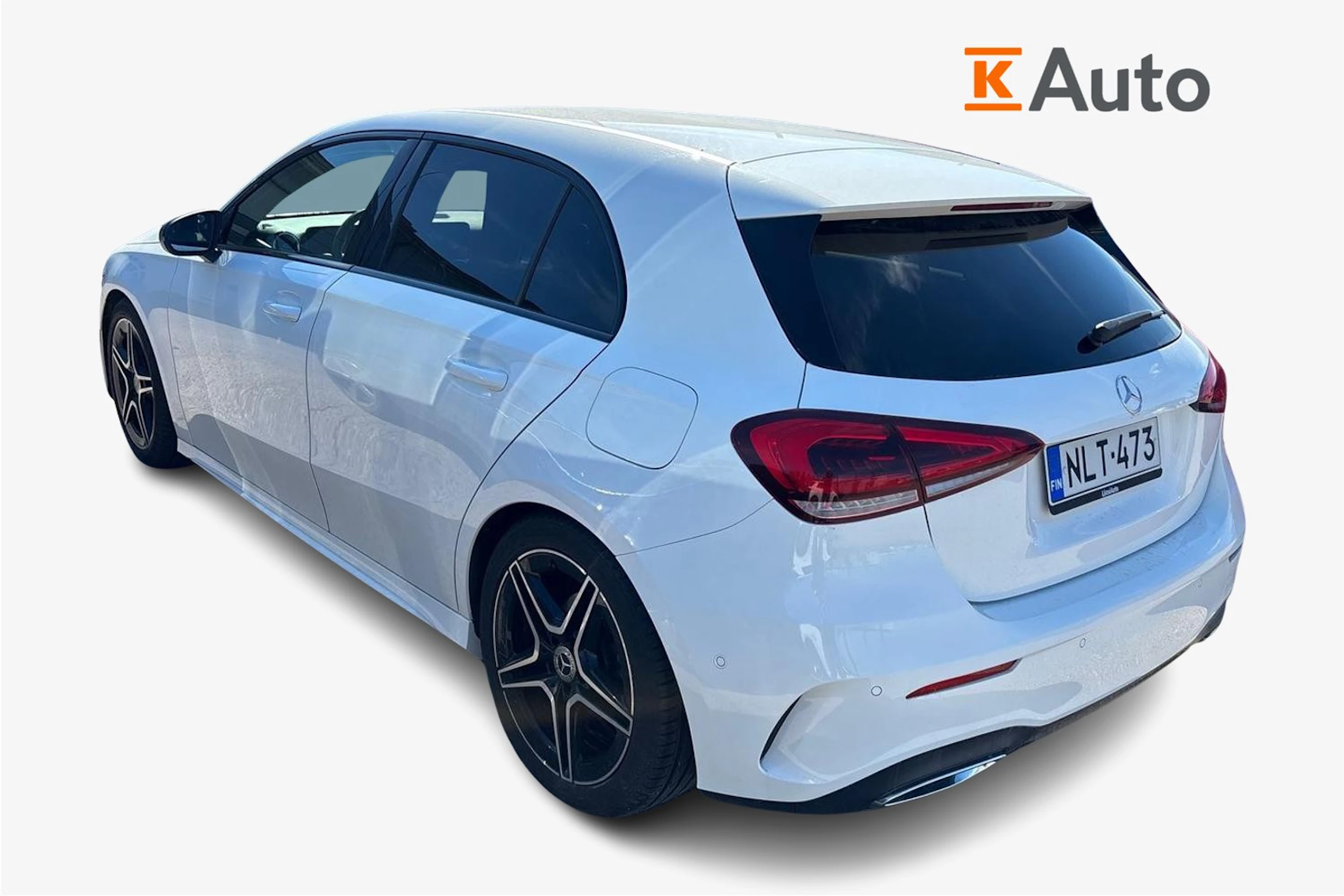 Valkoinen Mercedes-Benz A 2020 kuva 2.