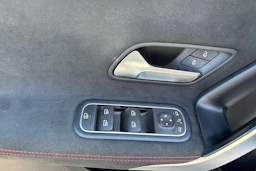 Valkoinen Mercedes-Benz A 2020 kuva 6.