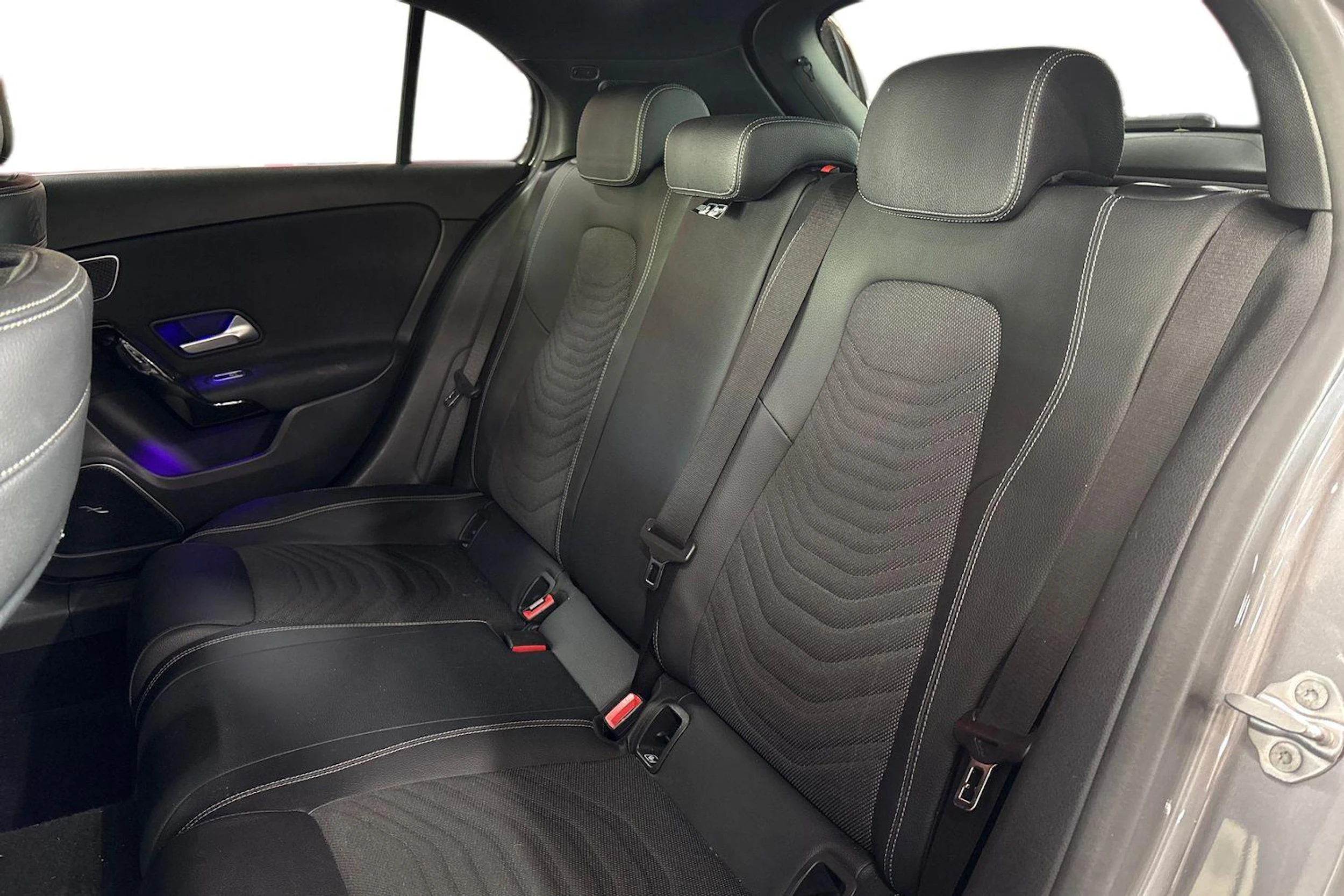 harmaa Mercedes-Benz A 2020 kuva 11.
