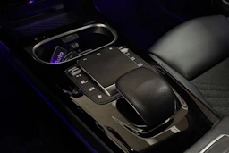 harmaa Mercedes-Benz A 2020 kuva 24.