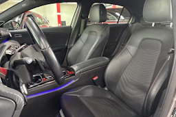 harmaa Mercedes-Benz A 2020 kuva 29.