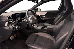 musta Mercedes-Benz A 2020 kuva 6.