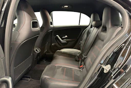 musta Mercedes-Benz A 2020 kuva 8.