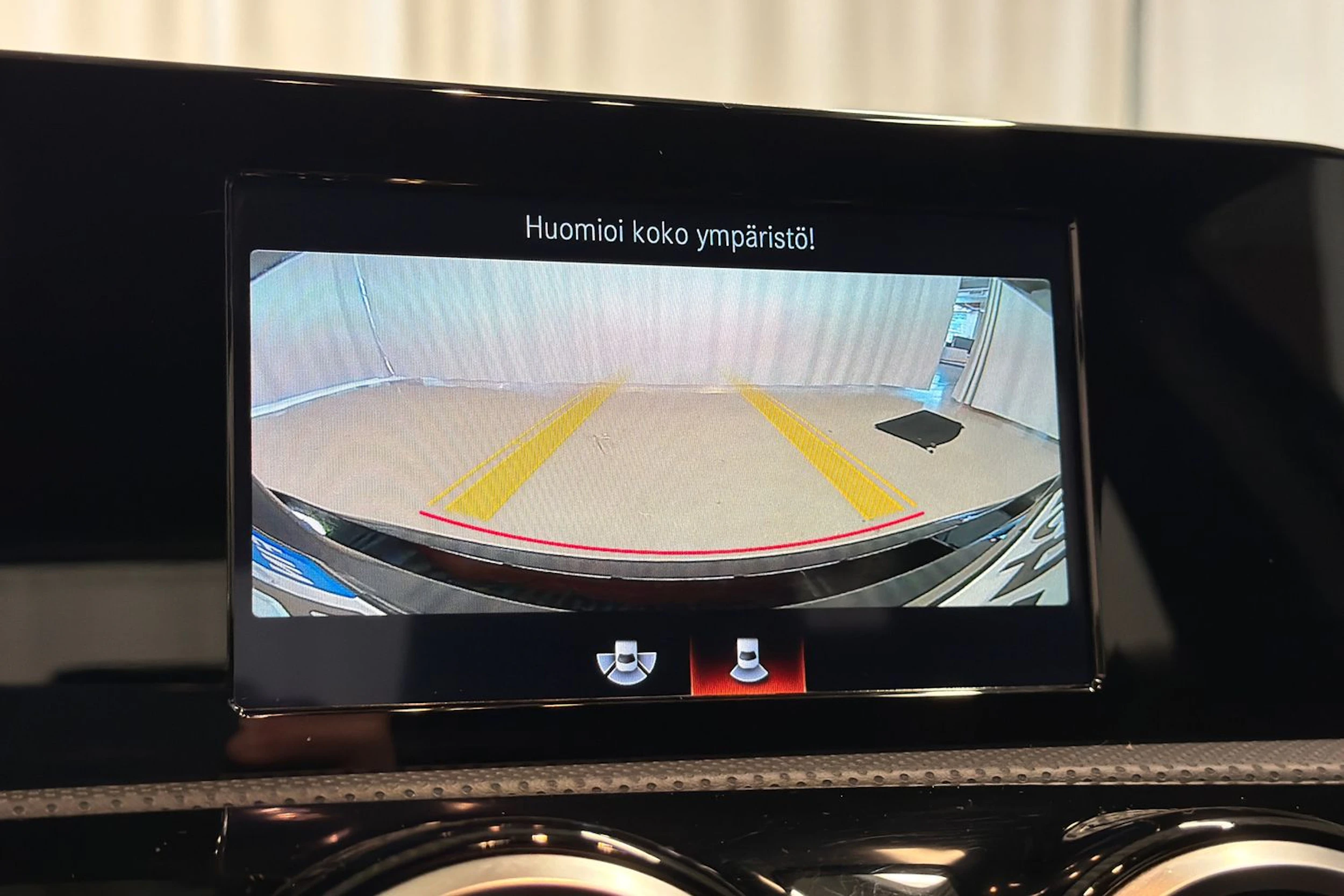 musta Mercedes-Benz A 2020 kuva 18.