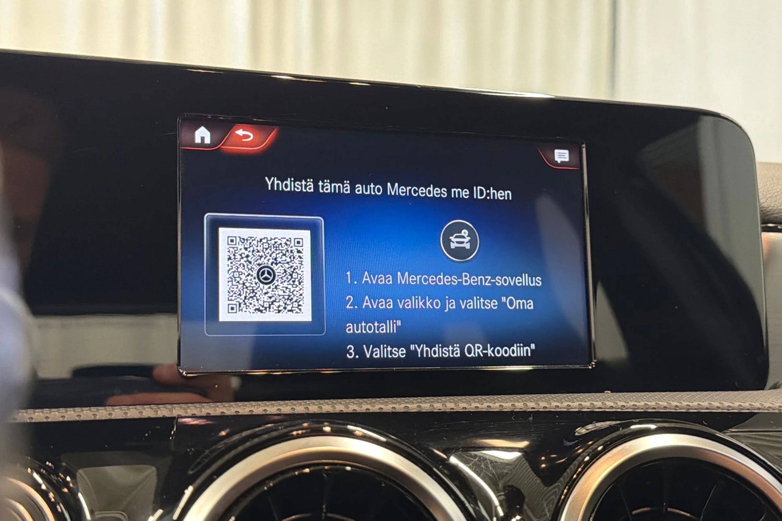 musta Mercedes-Benz A 2020 kuva 19.