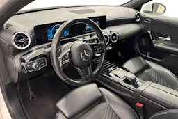 valkoinen Mercedes-Benz A 2020 kuva 6.