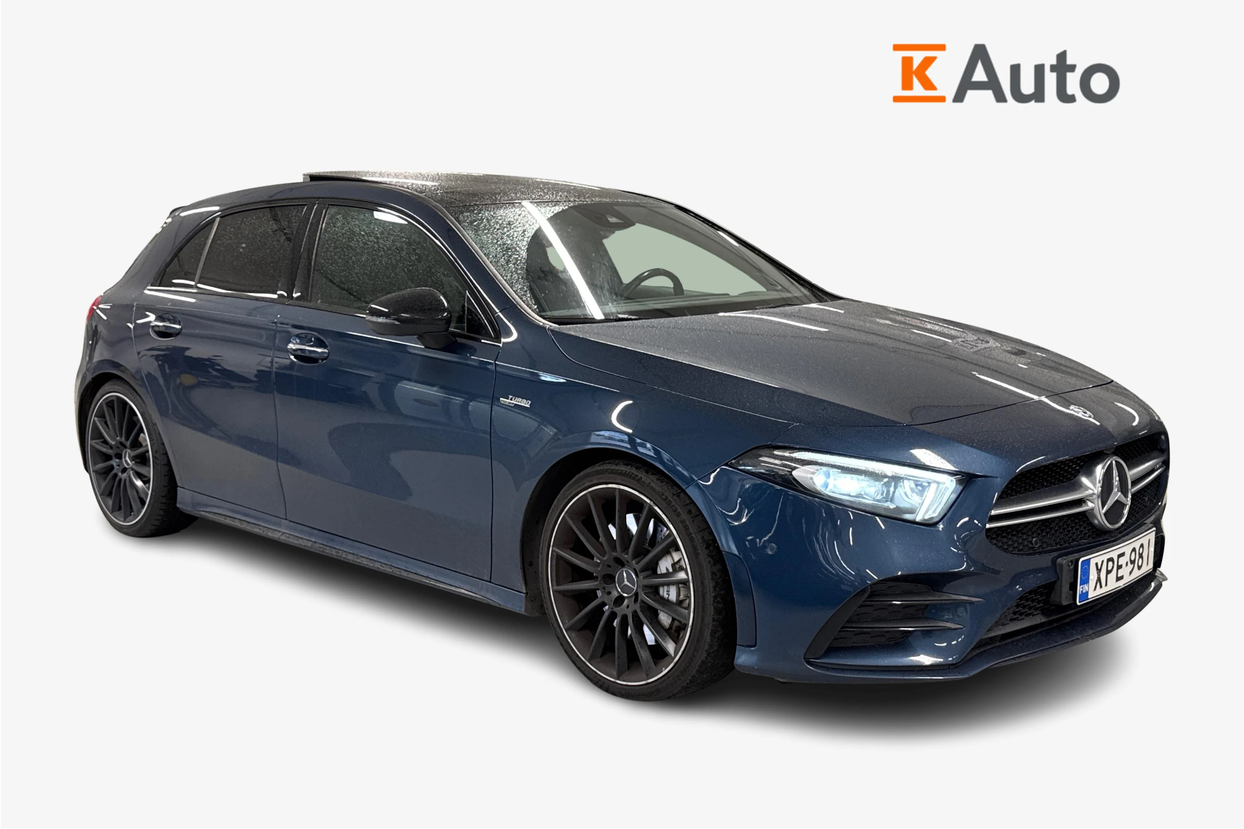 Sininen Mercedes-Benz A 2020 kuva 1.