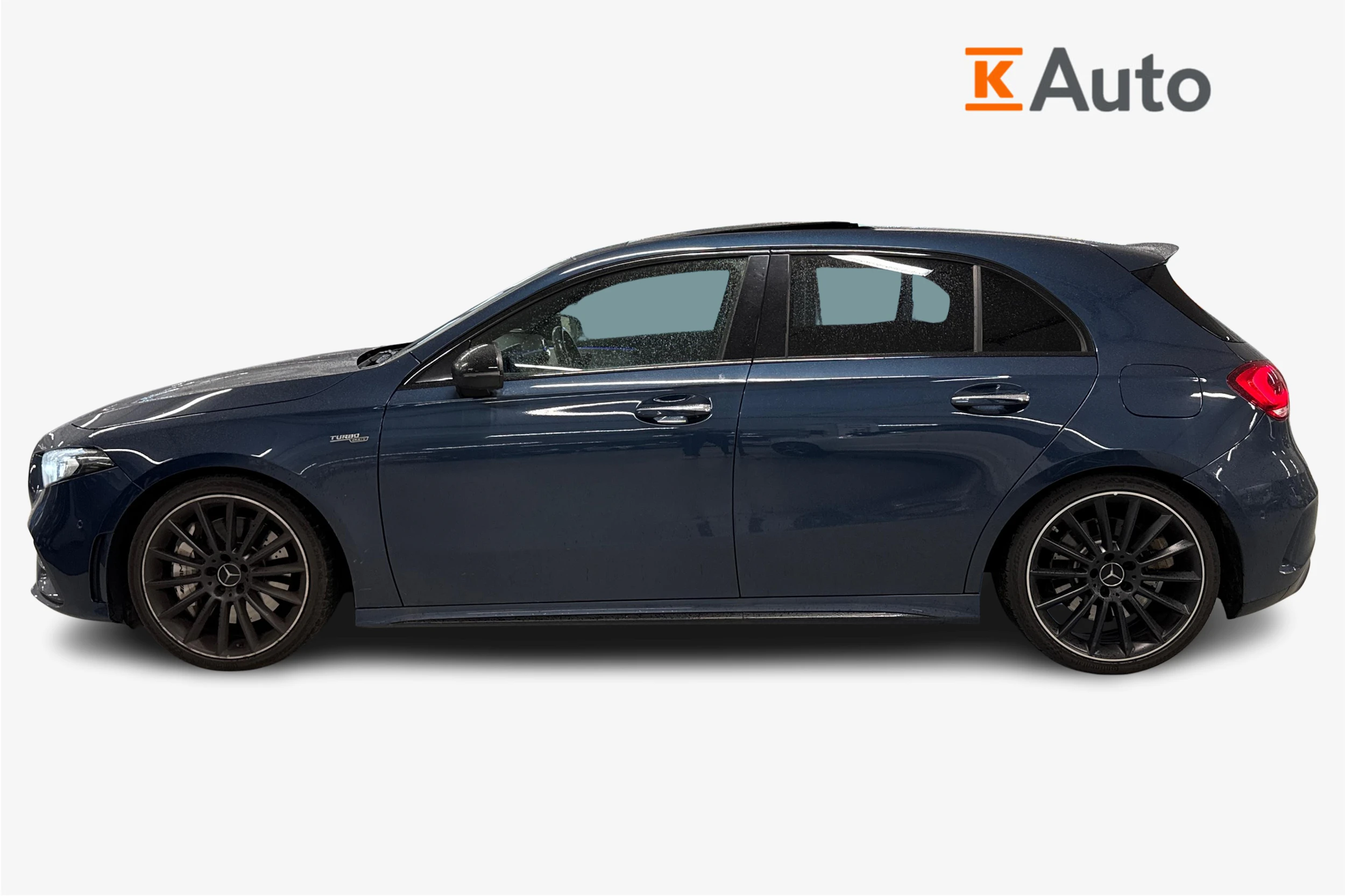 Sininen Mercedes-Benz A 2020 kuva 2.