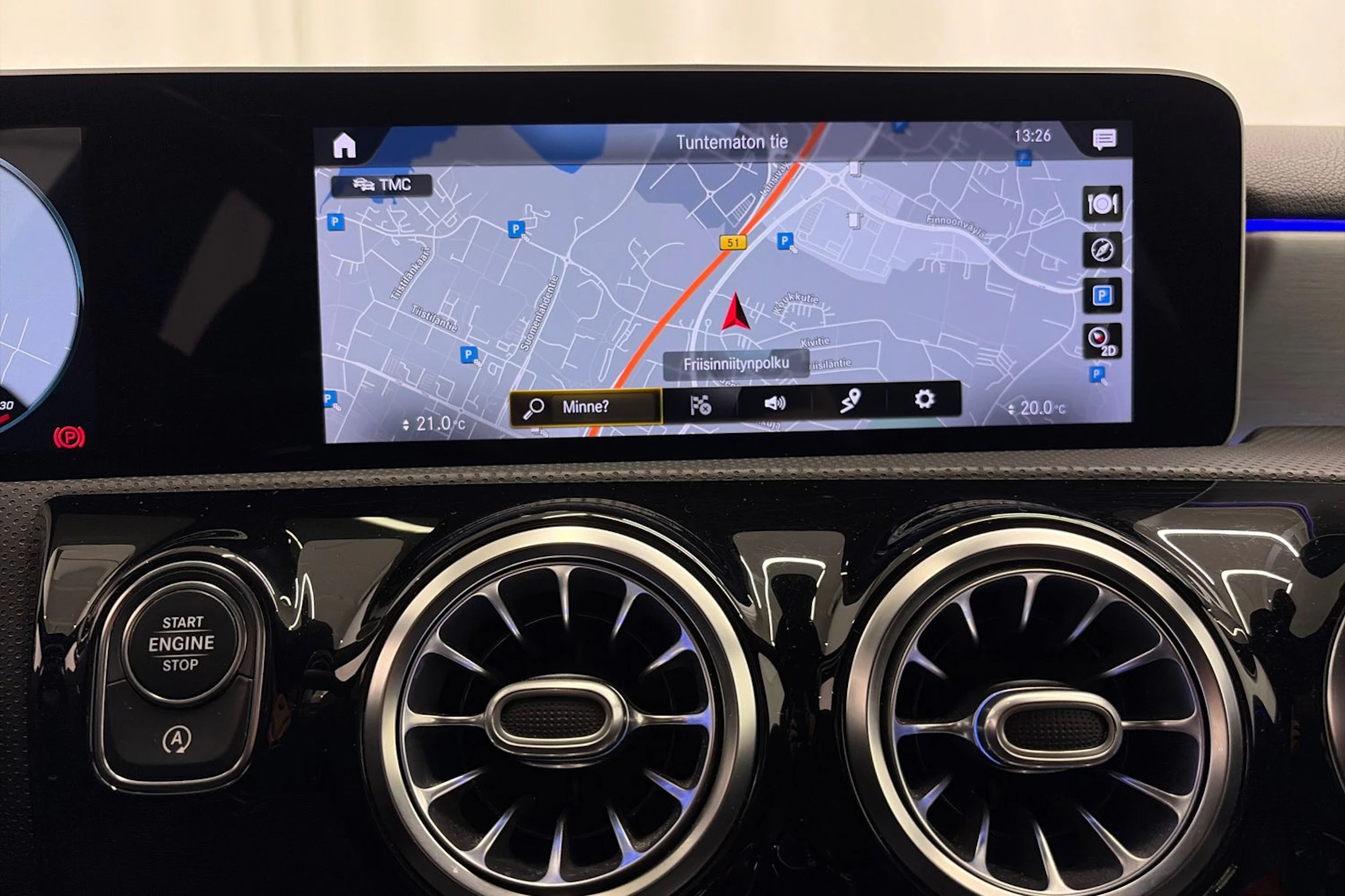 Sininen Mercedes-Benz A 35 AMG 2020 kuva 18.