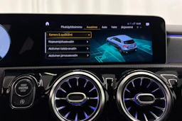 Sininen Mercedes-Benz A 35 AMG 2020 kuva 25.