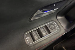 Sininen Mercedes-Benz A 35 AMG 2020 kuva 30.