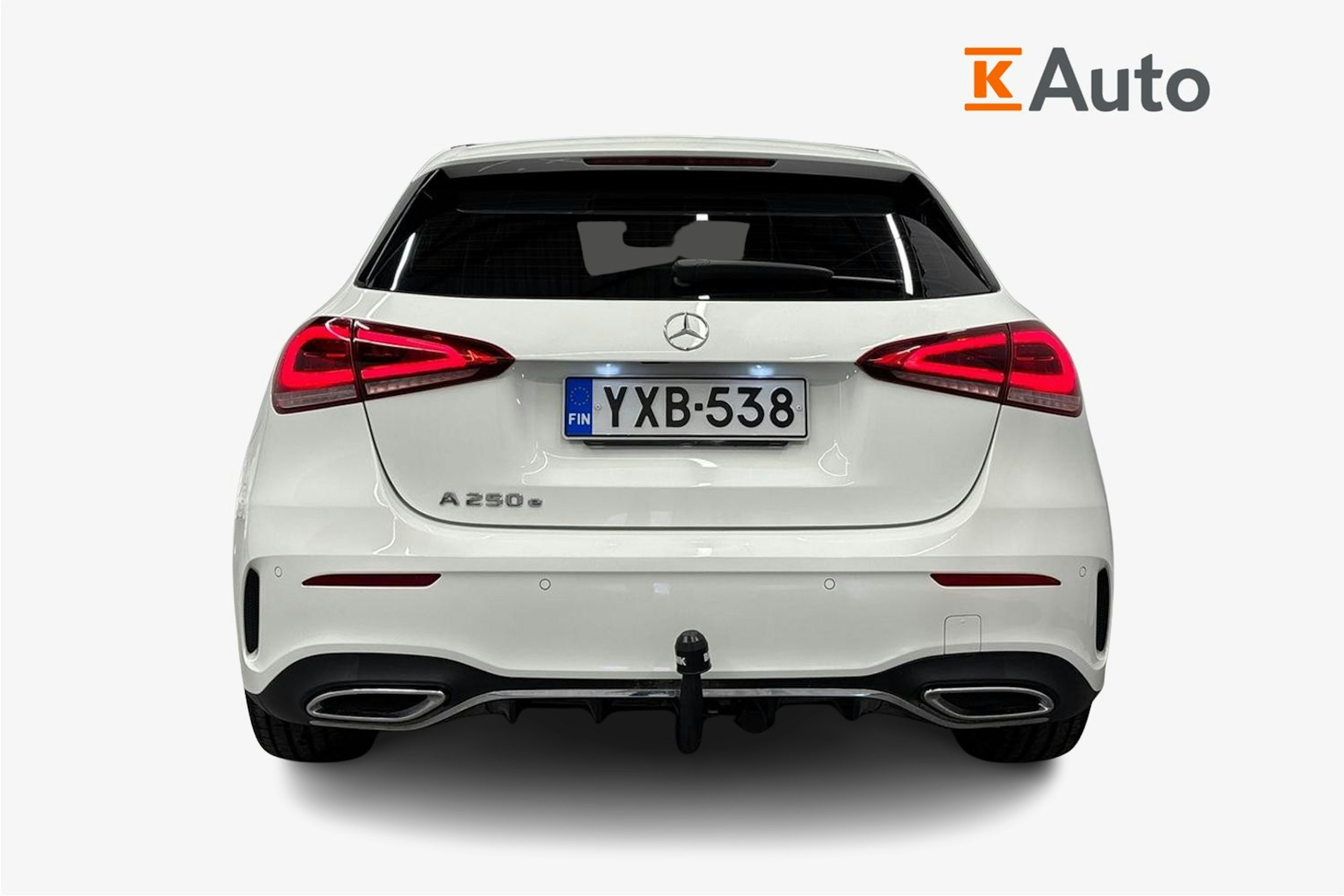valkoinen Mercedes-Benz A 2020 kuva 3.