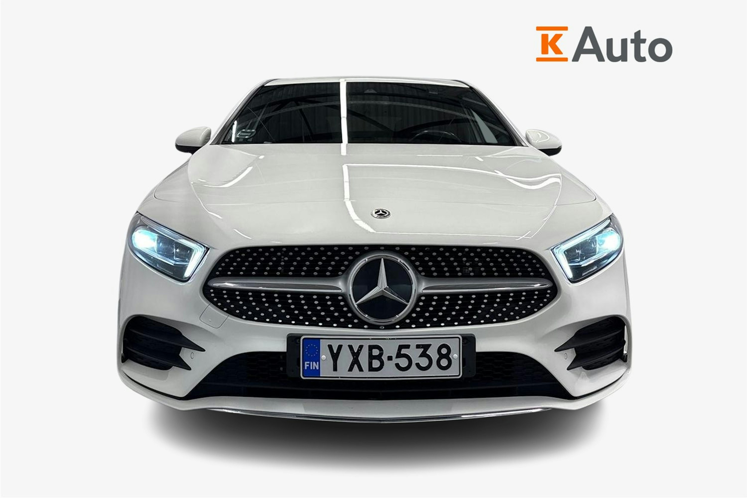 valkoinen Mercedes-Benz A 2020 kuva 5.