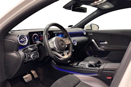 valkoinen Mercedes-Benz A 2020 kuva 7.
