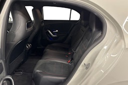valkoinen Mercedes-Benz A 2020 kuva 10.