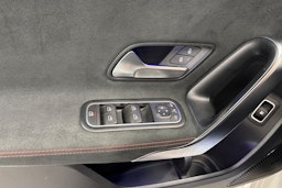 valkoinen Mercedes-Benz A 2020 kuva 18.