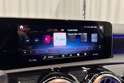 valkoinen Mercedes-Benz A 2020 kuva 25.