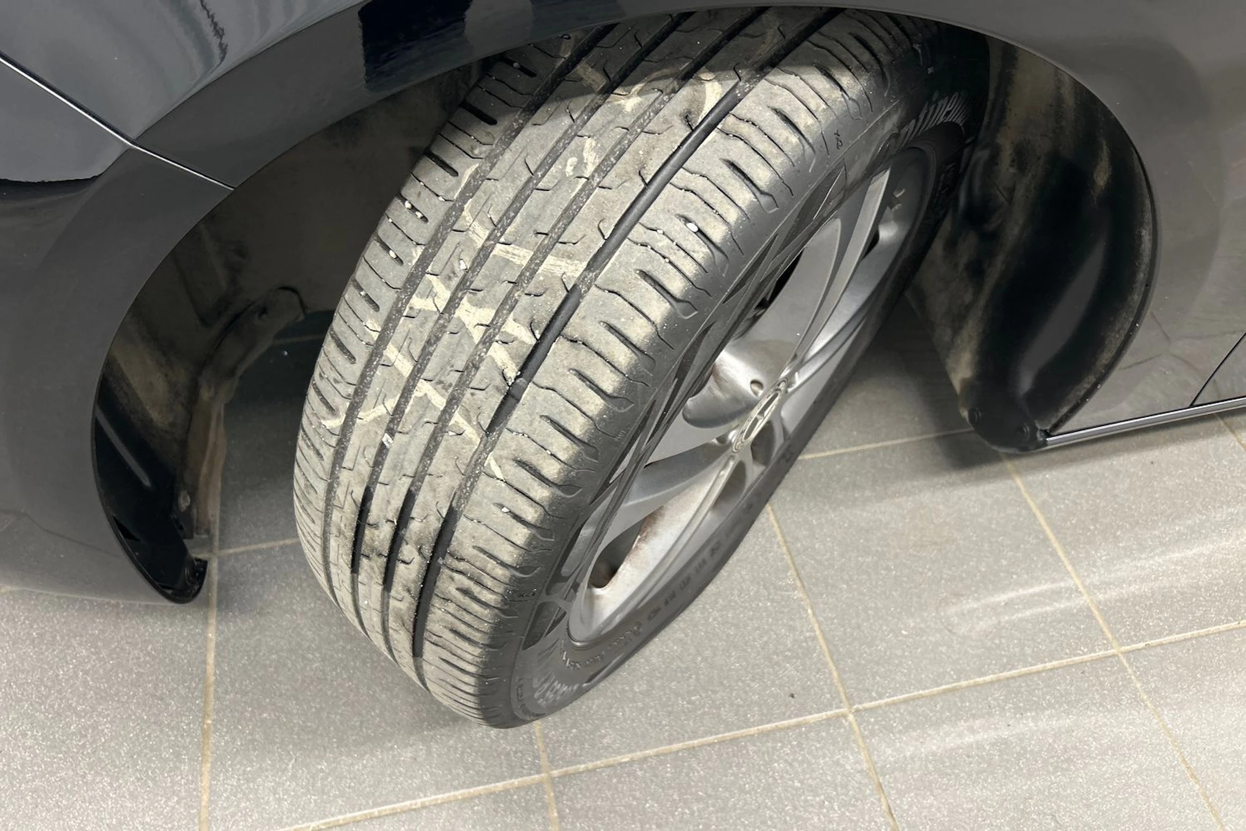 musta Mercedes-Benz A 2020 kuva 13.