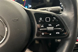 musta Mercedes-Benz A 2020 kuva 21.