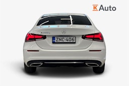 valkoinen Mercedes-Benz A 2020 kuva 3.