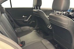 valkoinen Mercedes-Benz A 2020 kuva 9.