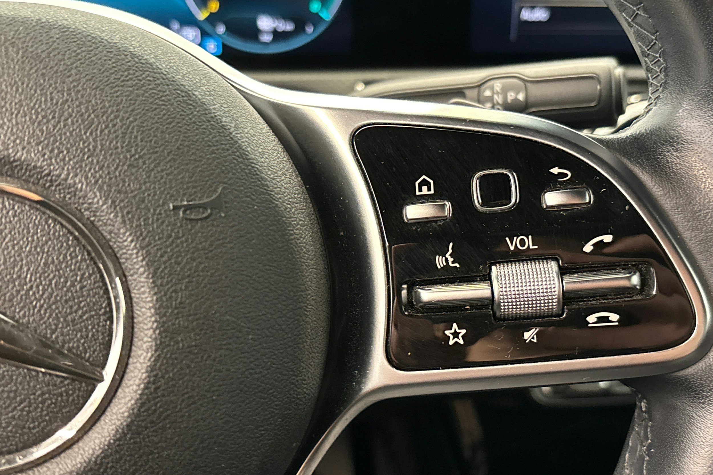 valkoinen Mercedes-Benz A 2020 kuva 15.