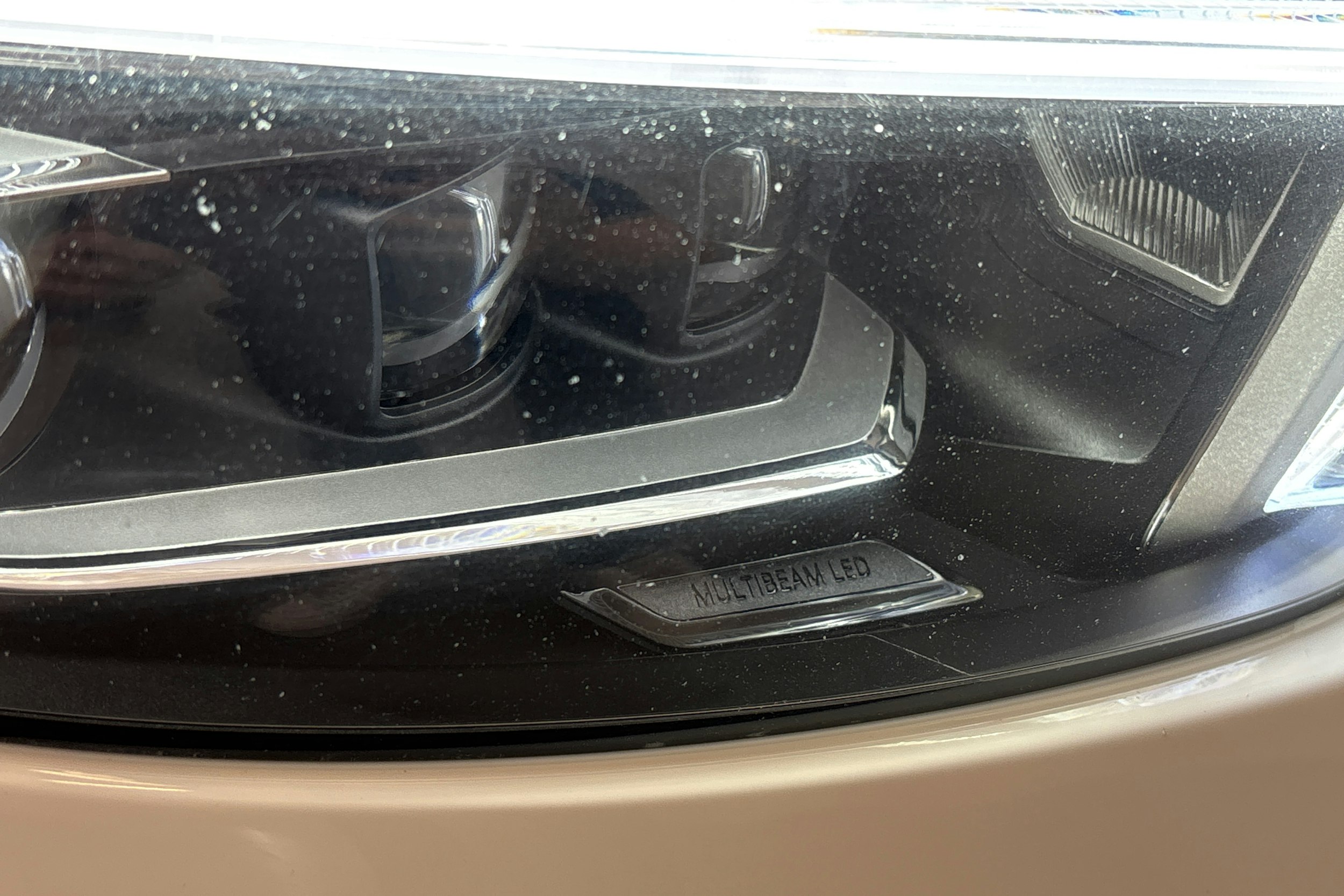 valkoinen Mercedes-Benz A 2020 kuva 33.