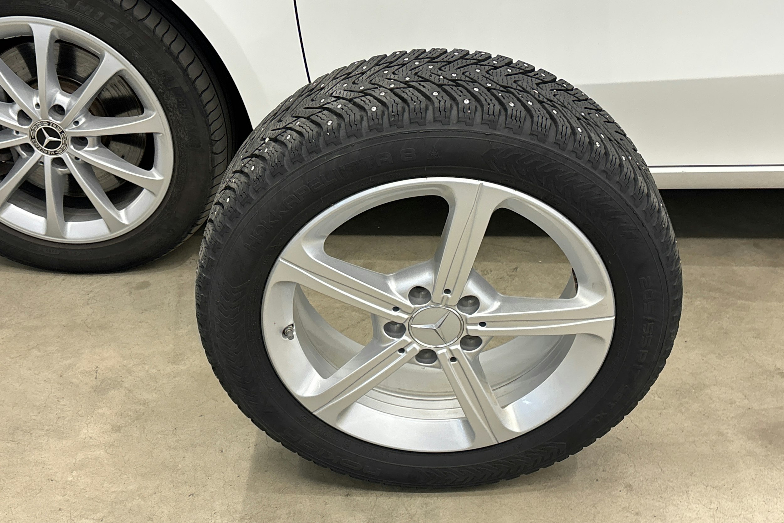 valkoinen Mercedes-Benz A 2020 kuva 35.