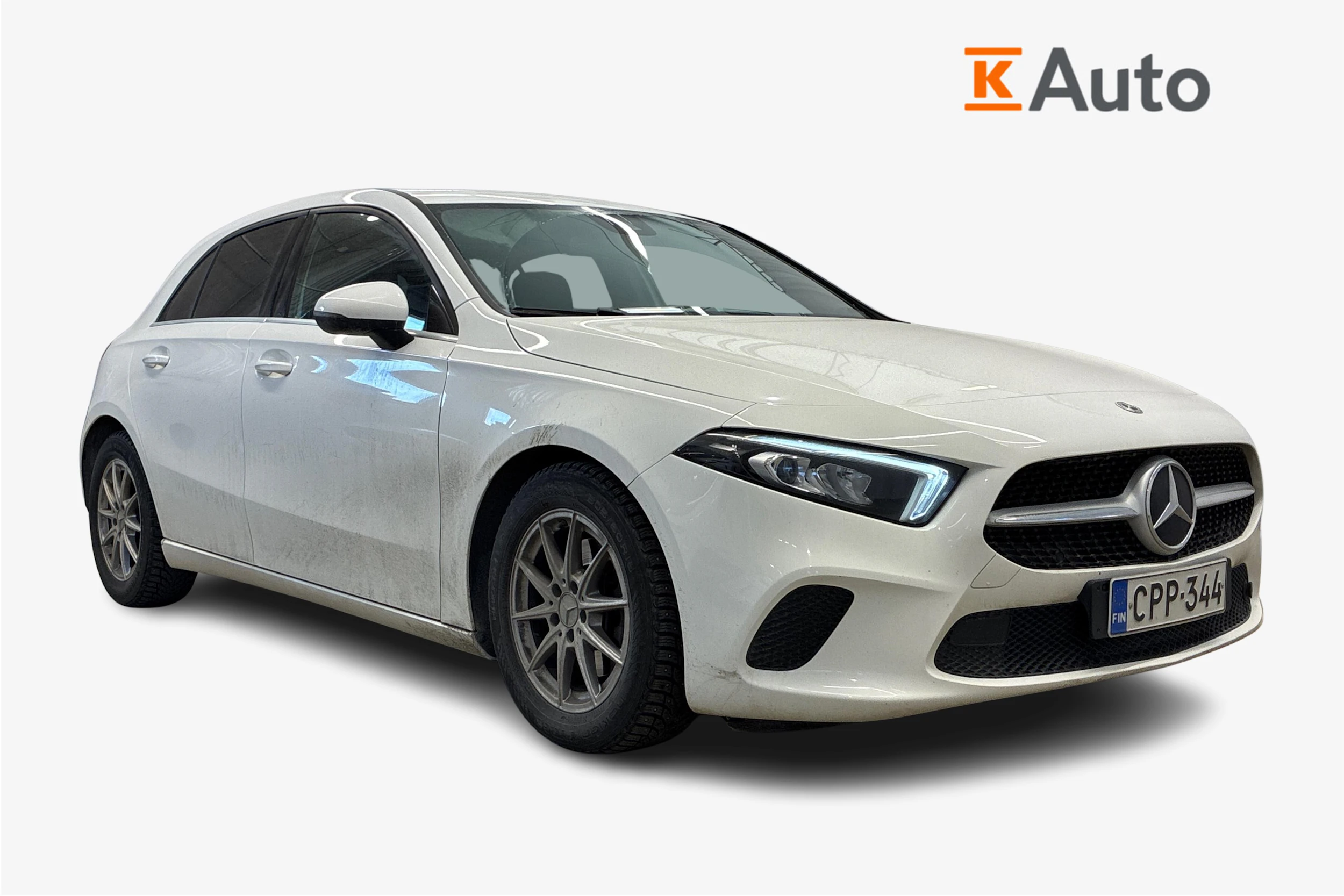 valkoinen Mercedes-Benz A 2021 kuva 1.