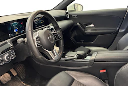 valkoinen Mercedes-Benz A 2021 kuva 3.