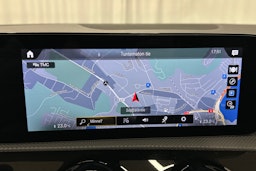 met. punainen Mercedes-Benz A 2021 kuva 22.